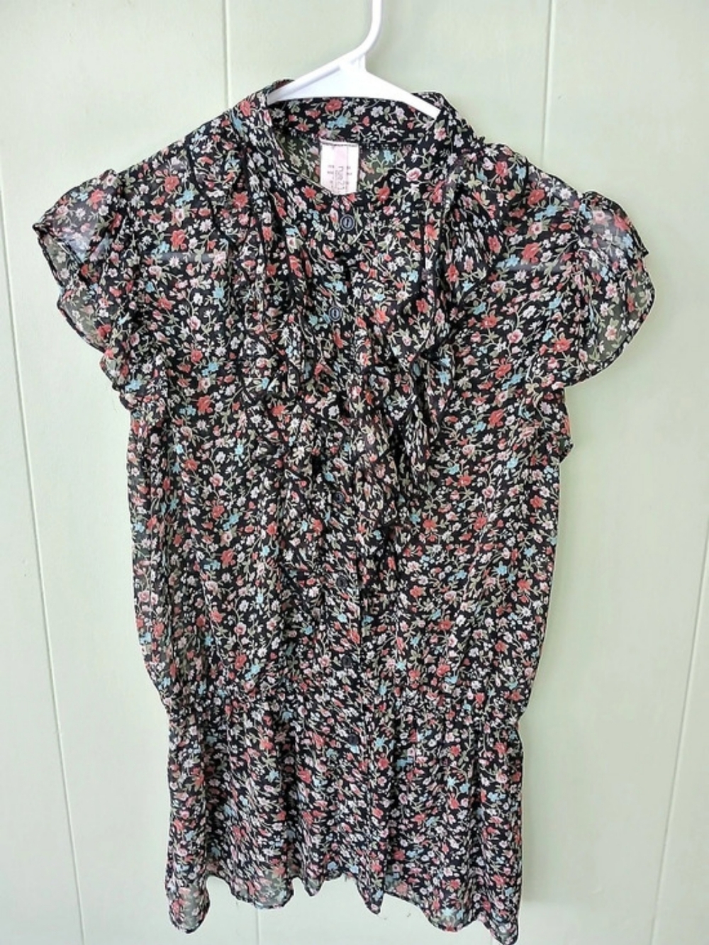 Rue21 Floral Button-Front Blouse in Black Size Medium